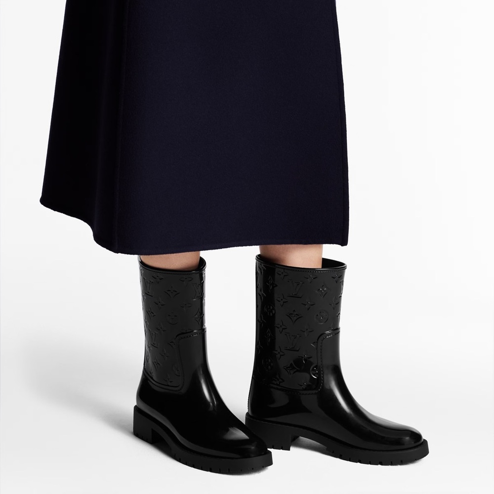 Louis Vuitton Black Winter Rain Boots Sleek Design